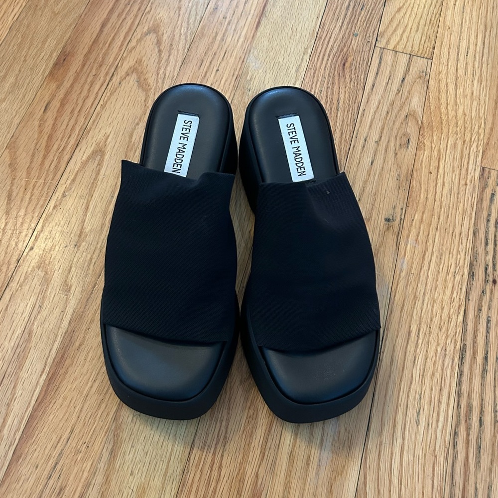Steve Madden Sz 8 Black slinky30 Platform Stretch Fabric Slides Sandals Italy